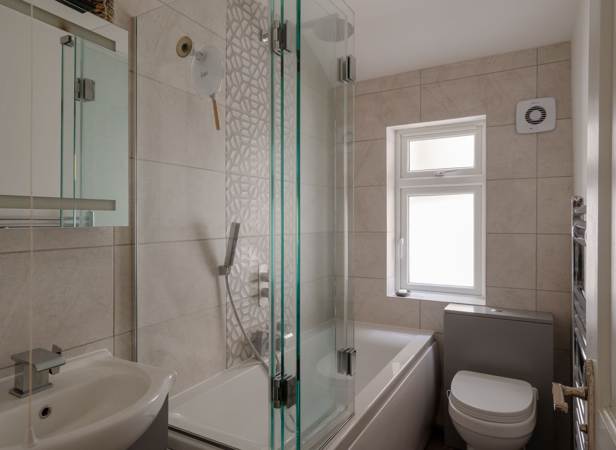 2 bed flat for sale in Ferndale Road, Leytonstone, London, E11  - Property Image 16