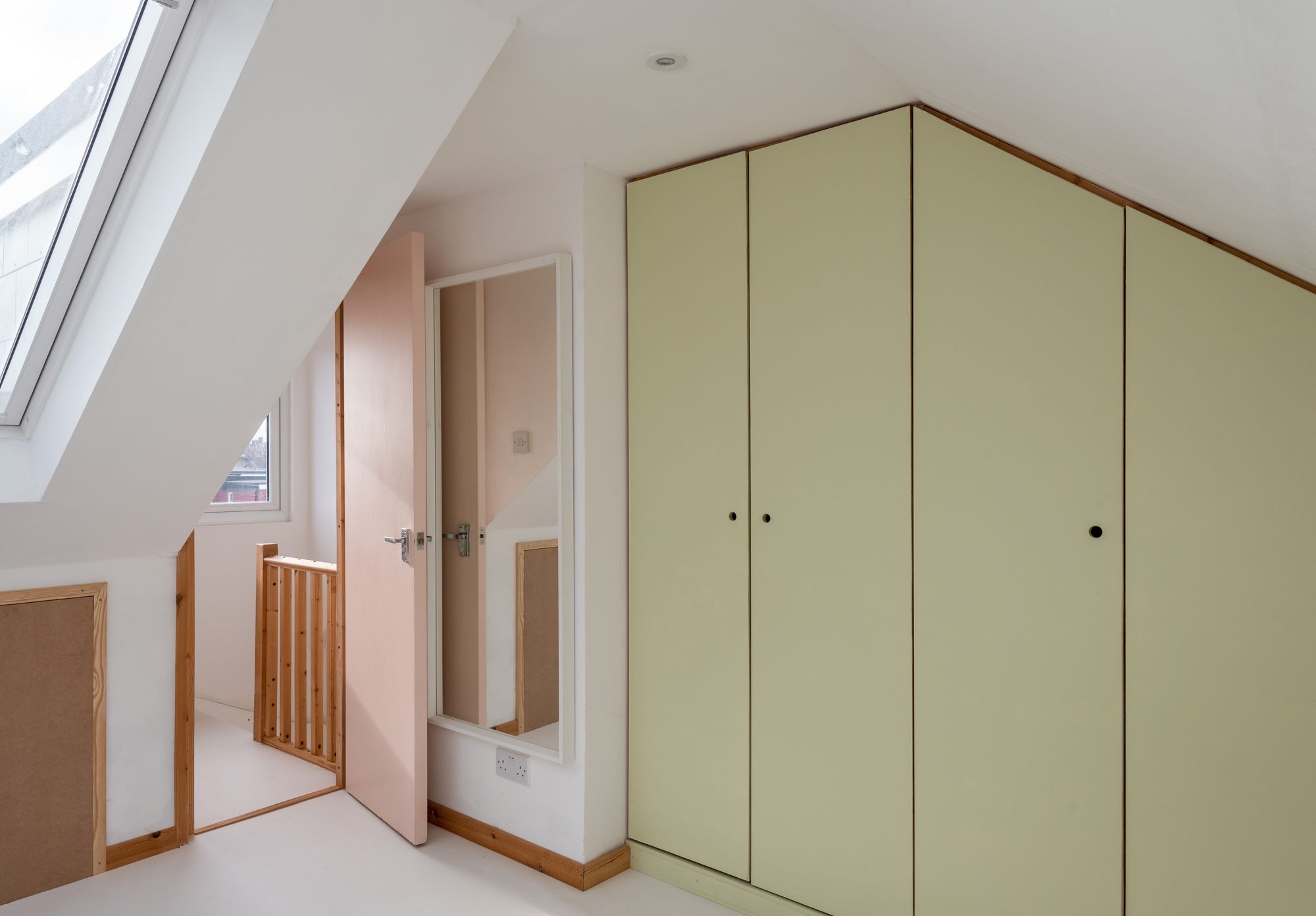 2 bed flat for sale in Millais Road, Leytonstone, London, E11 - Property Image 26