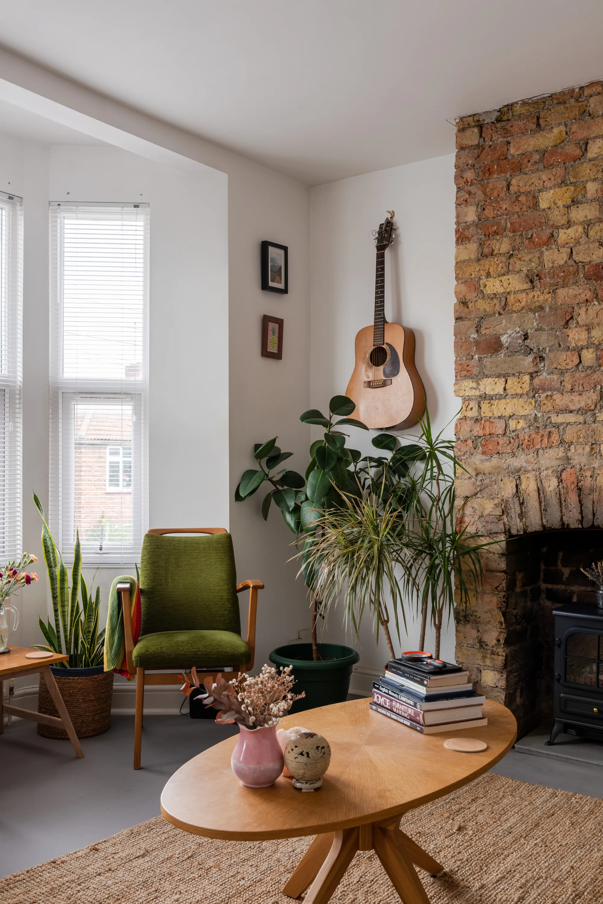 2 bed flat for sale in Millais Road, Leytonstone, London, E11 - Property Image 4