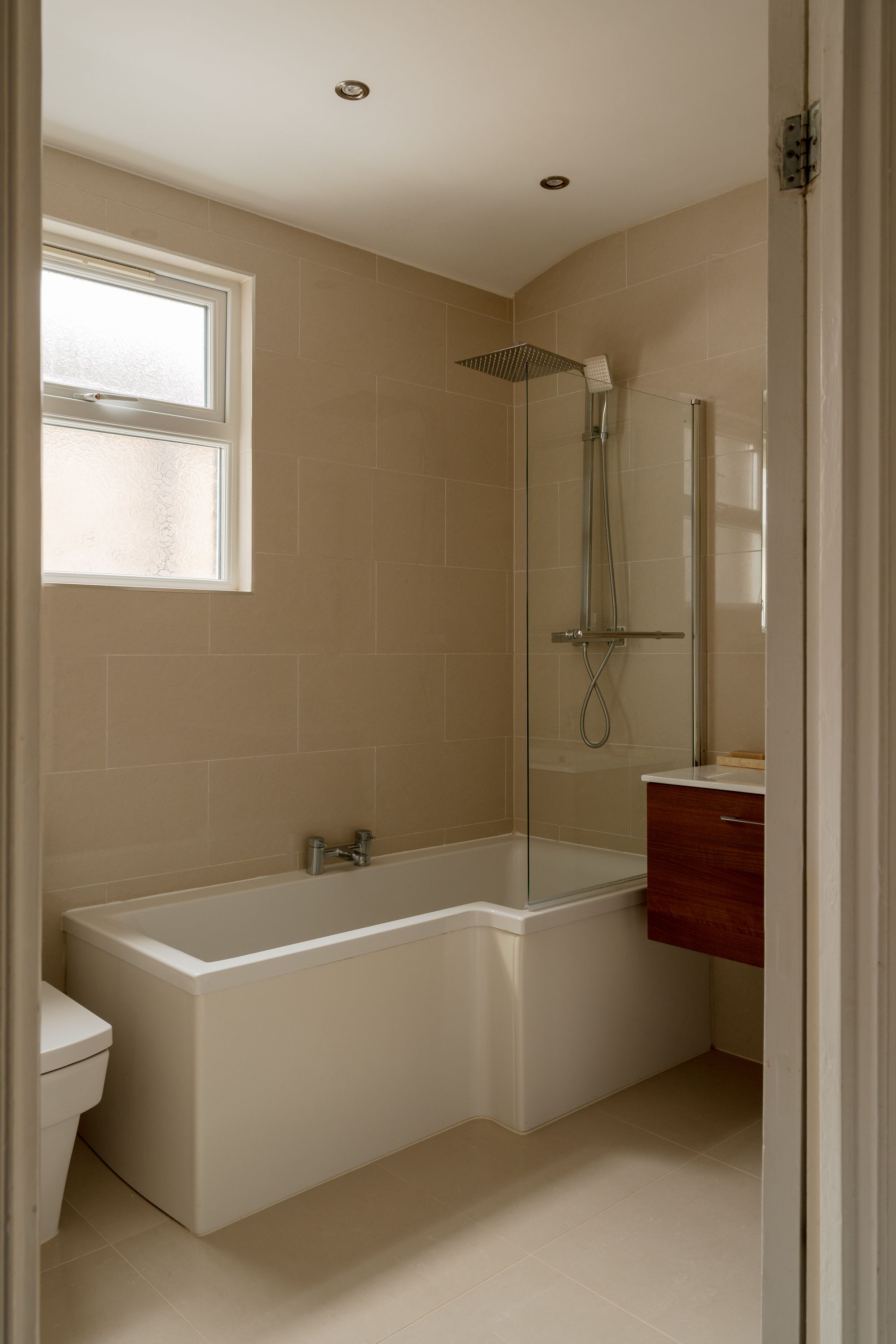 3 bed mid-terraced house for sale in Canterbury Road, Leyton, London, E10  - Property Image 26