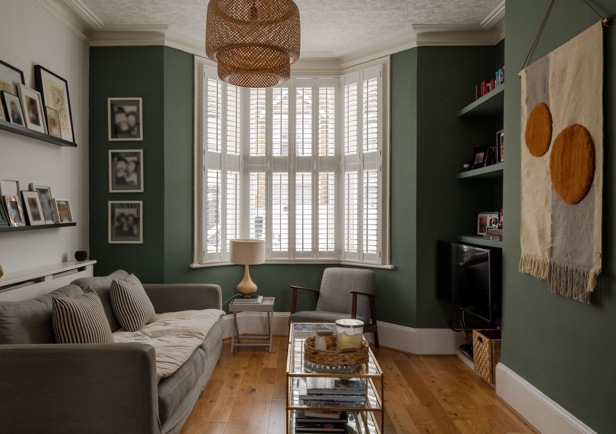 3 bed mid-terraced house for sale in Canterbury Road, Leyton, London, E10  - Property Image 3