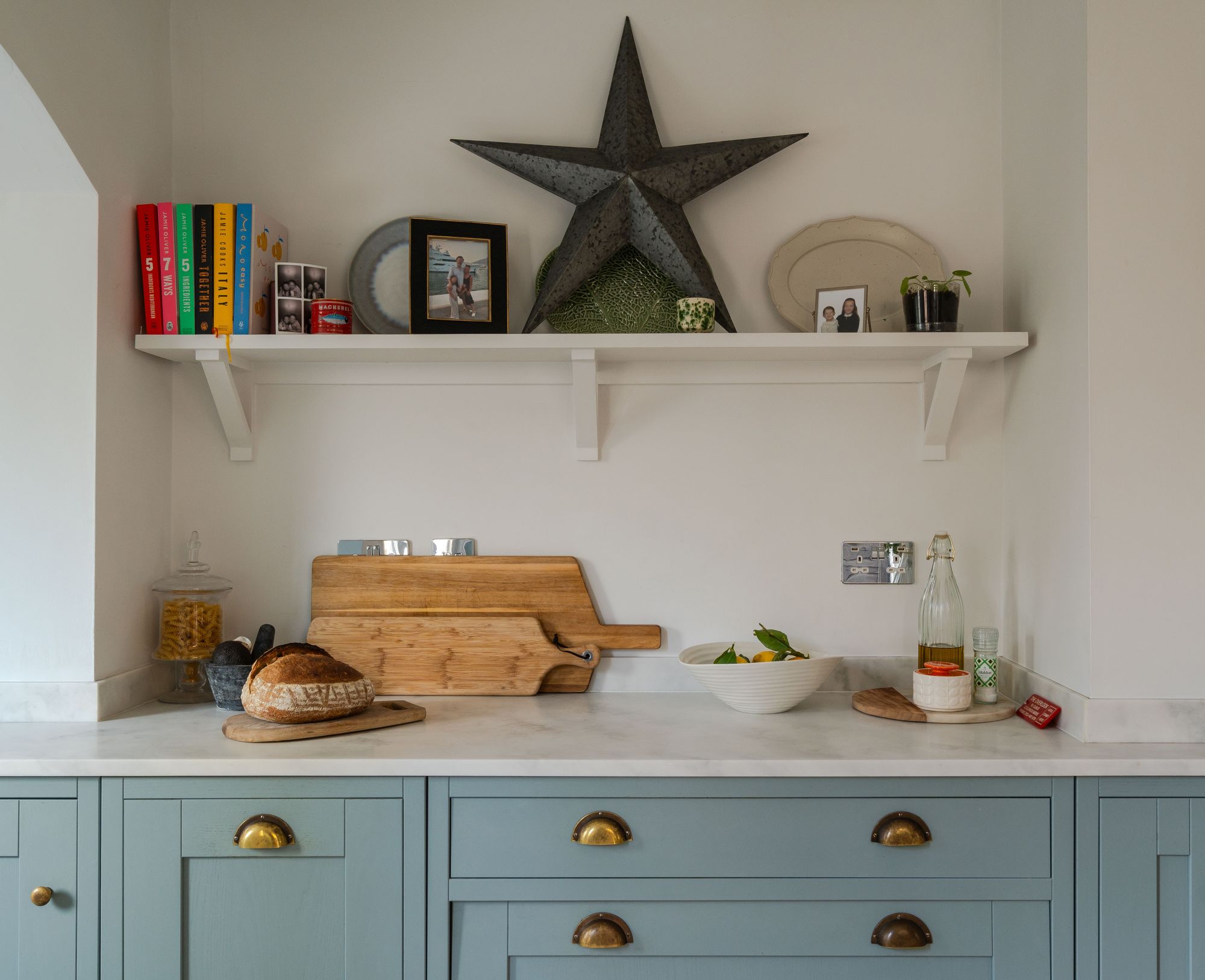 3 bed mid-terraced house for sale in Canterbury Road, Leyton, London, E10  - Property Image 13