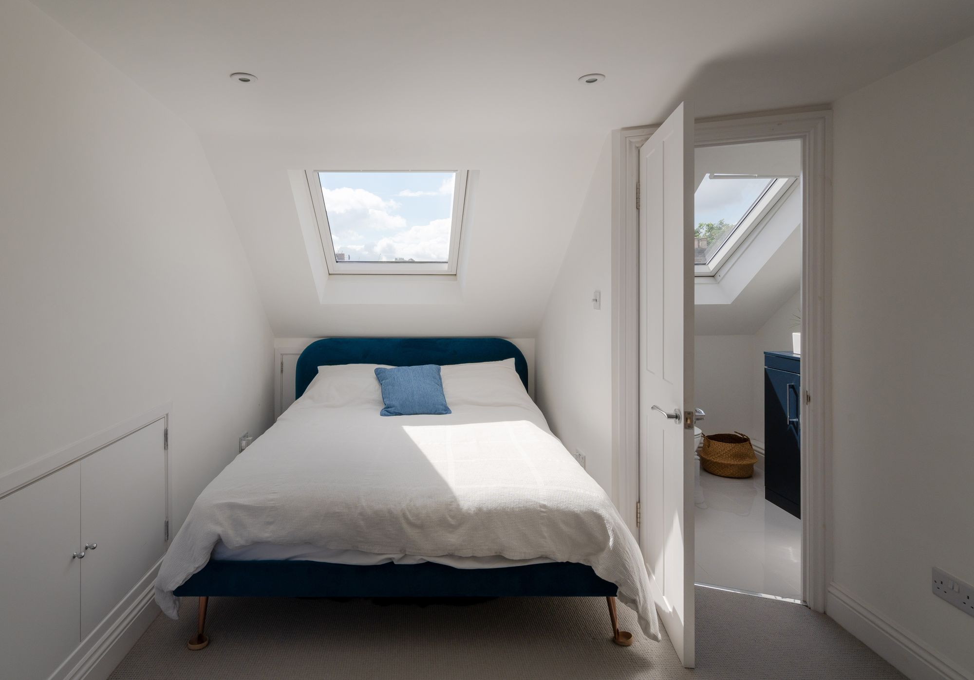 3 bed mid-terraced house for sale in Downsell Road, Leyton, London, E15  - Property Image 32