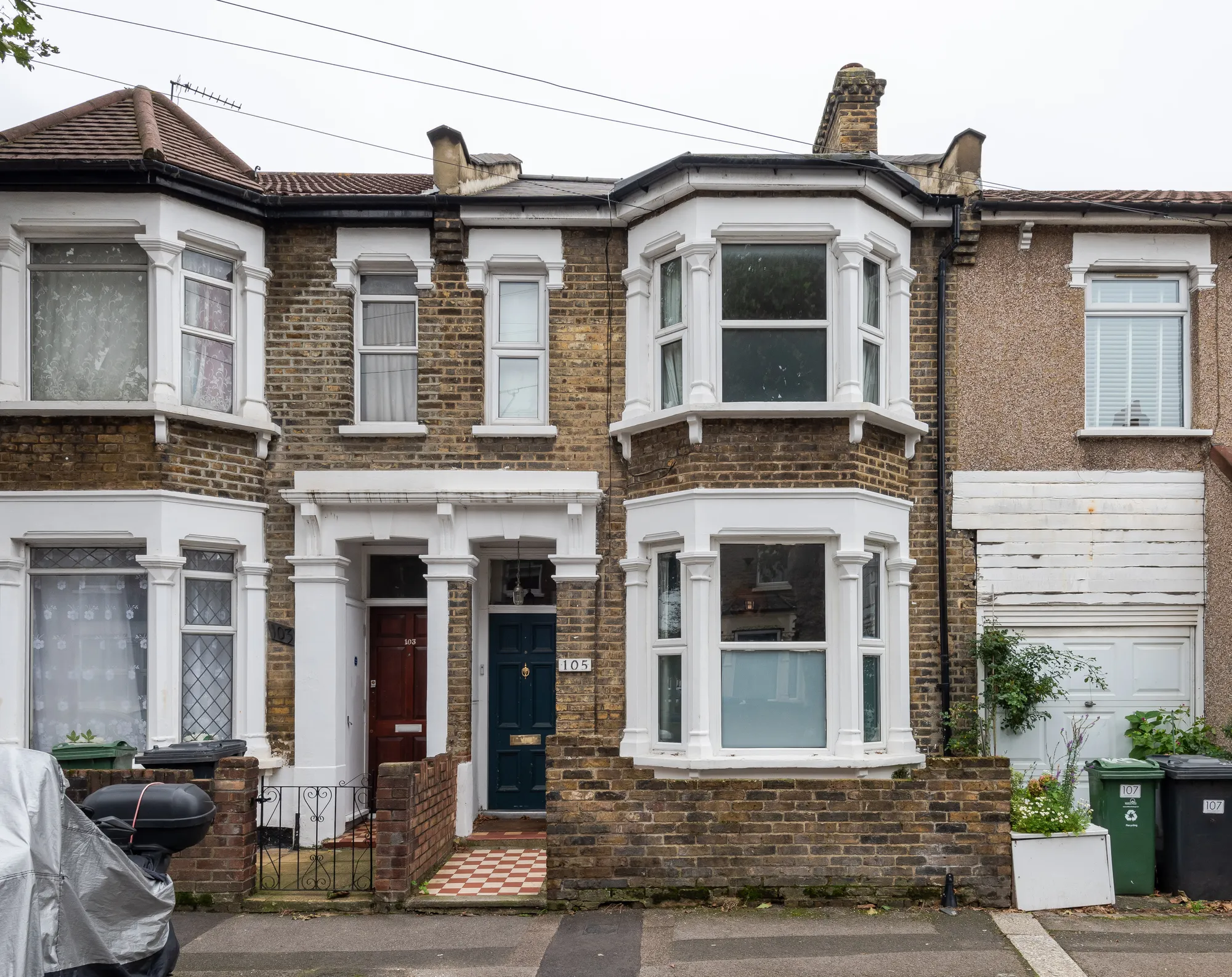 3 bed mid-terraced house for sale in Granleigh Road, Leytonstone - Property Image 1