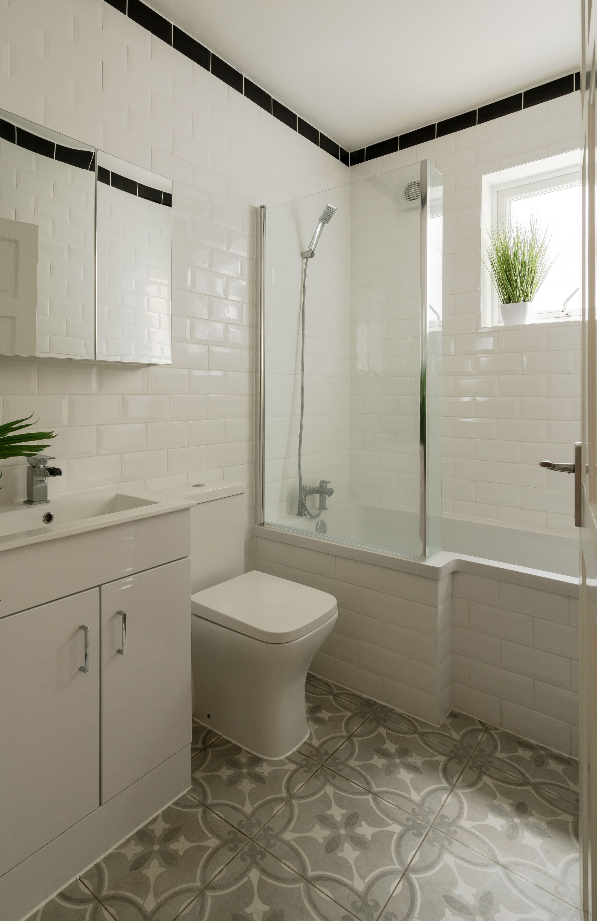 2 bed flat for sale in Harold Road, Leytonstone, London, E11 - Property Image 14