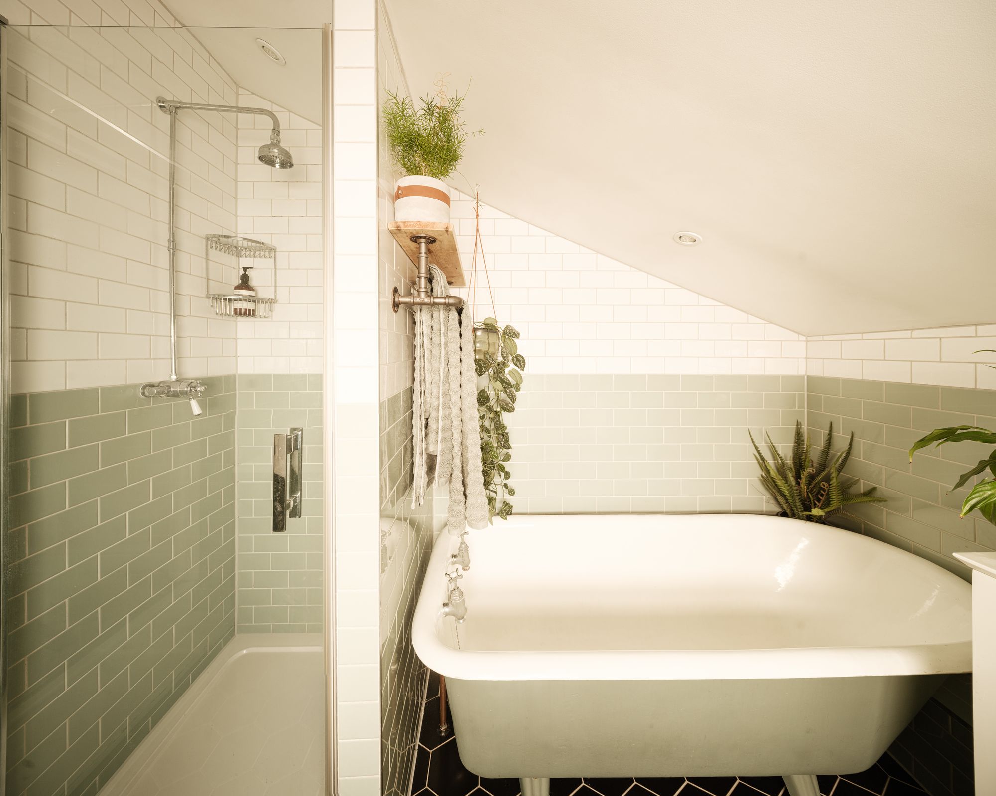 2 bed terraced house for sale in Harrow Road, Leytonstone, London, E11  - Property Image 38