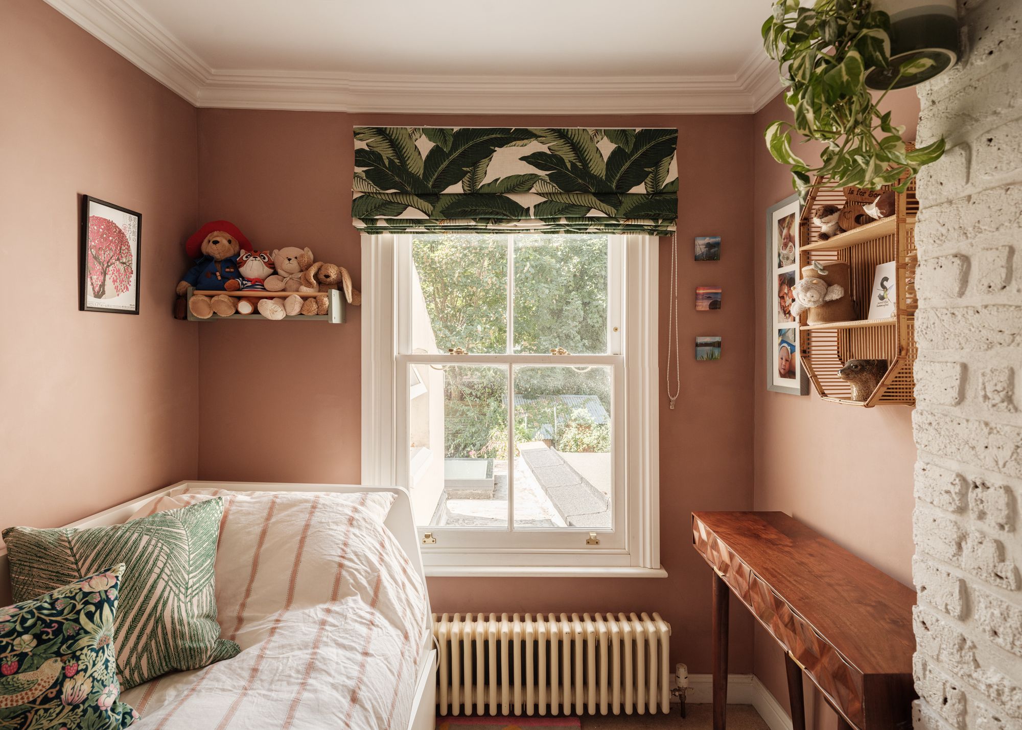 2 bed terraced house for sale in Harrow Road, Leytonstone, London, E11  - Property Image 31