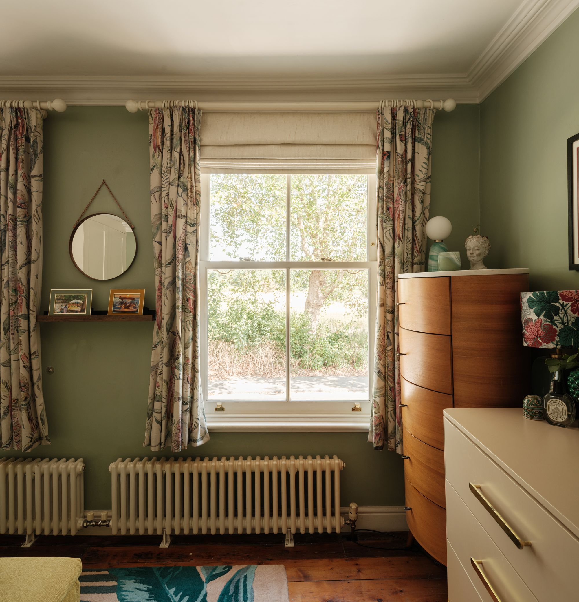 2 bed terraced house for sale in Harrow Road, Leytonstone, London, E11  - Property Image 25