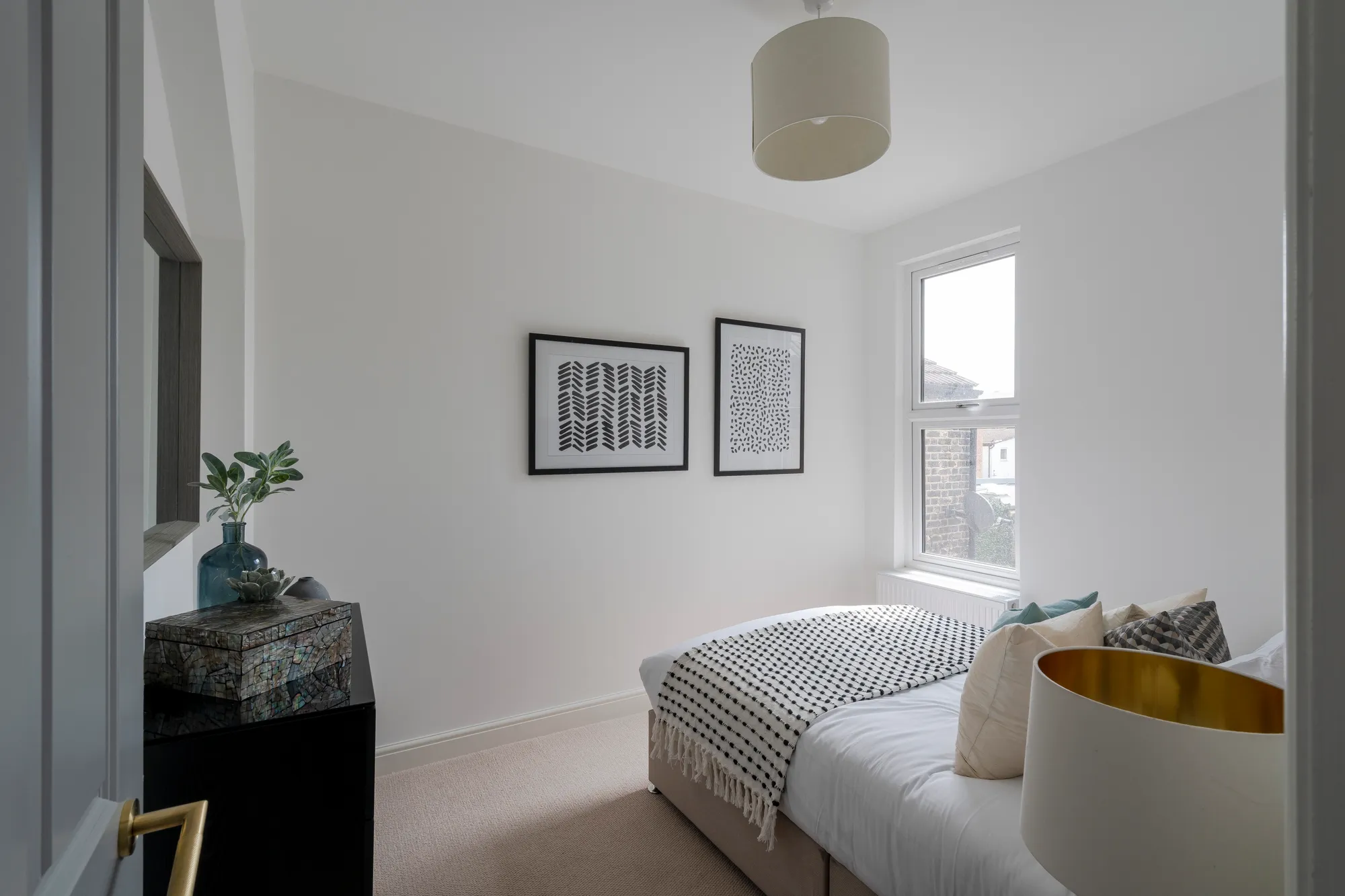 4 bed mid-terraced house for sale in Balmoral Road, Leyton  - Property Image 27