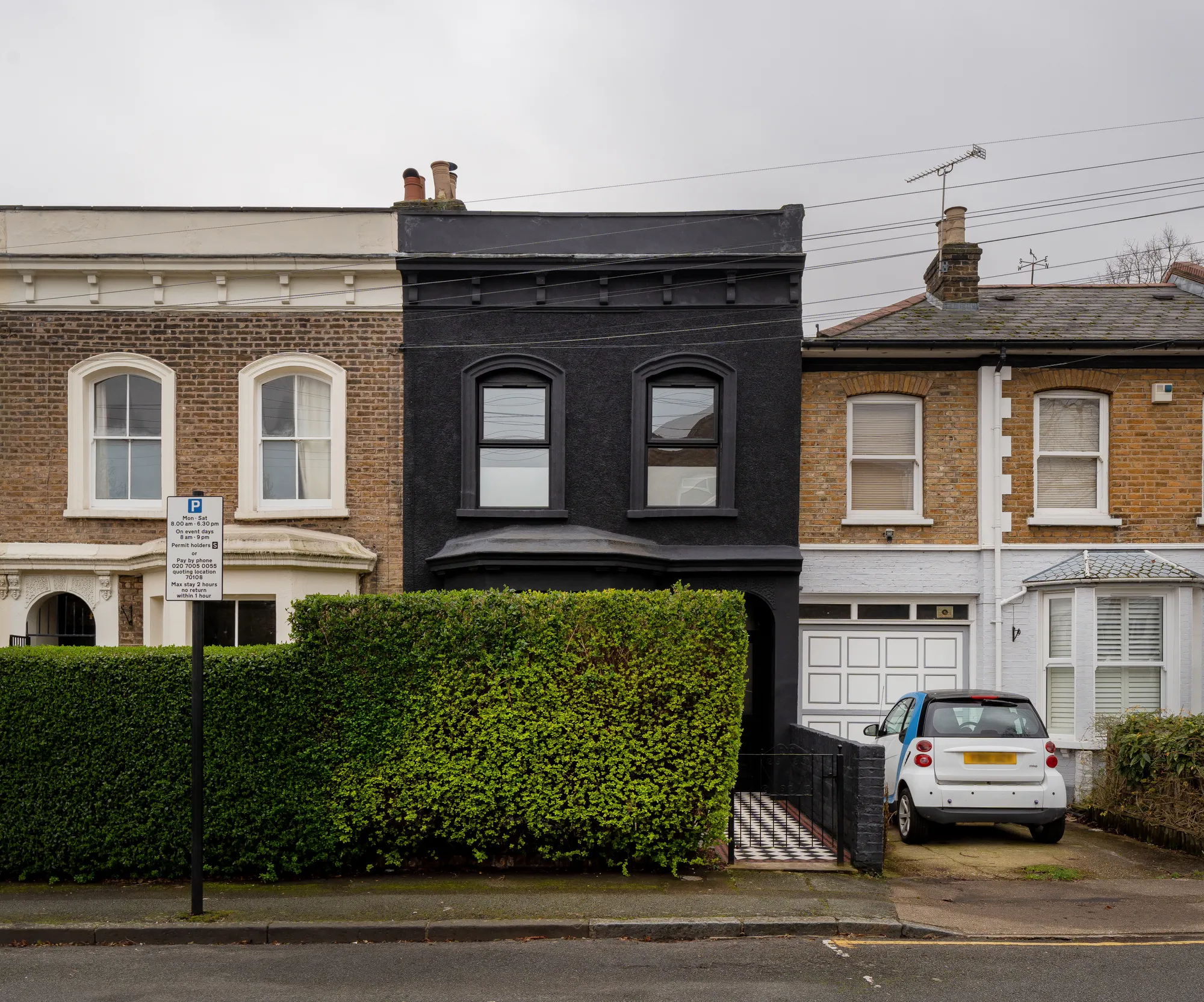 3 bed terraced house for sale in Ash Road, Maryland  - Property Image 2