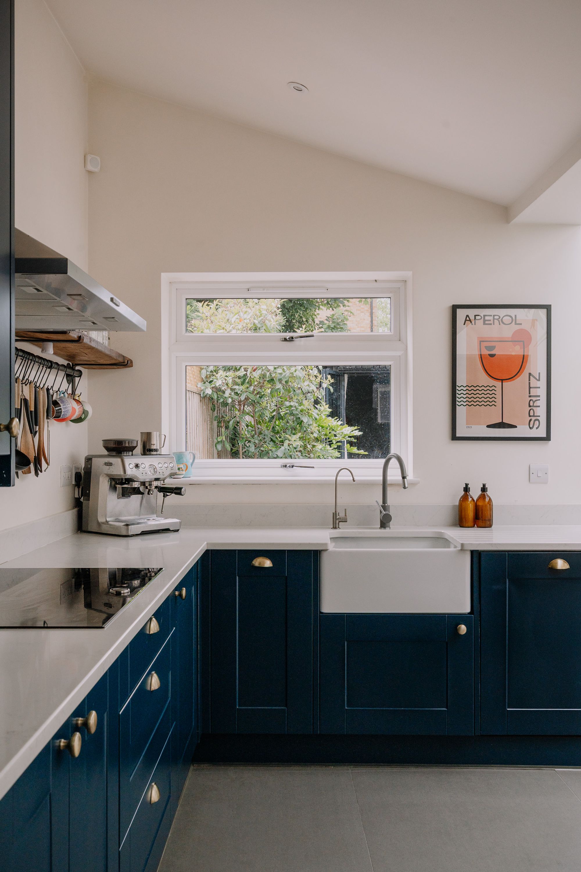 2 bed terraced house for sale in Harrow Road, Leytonstone, London, E11  - Property Image 14