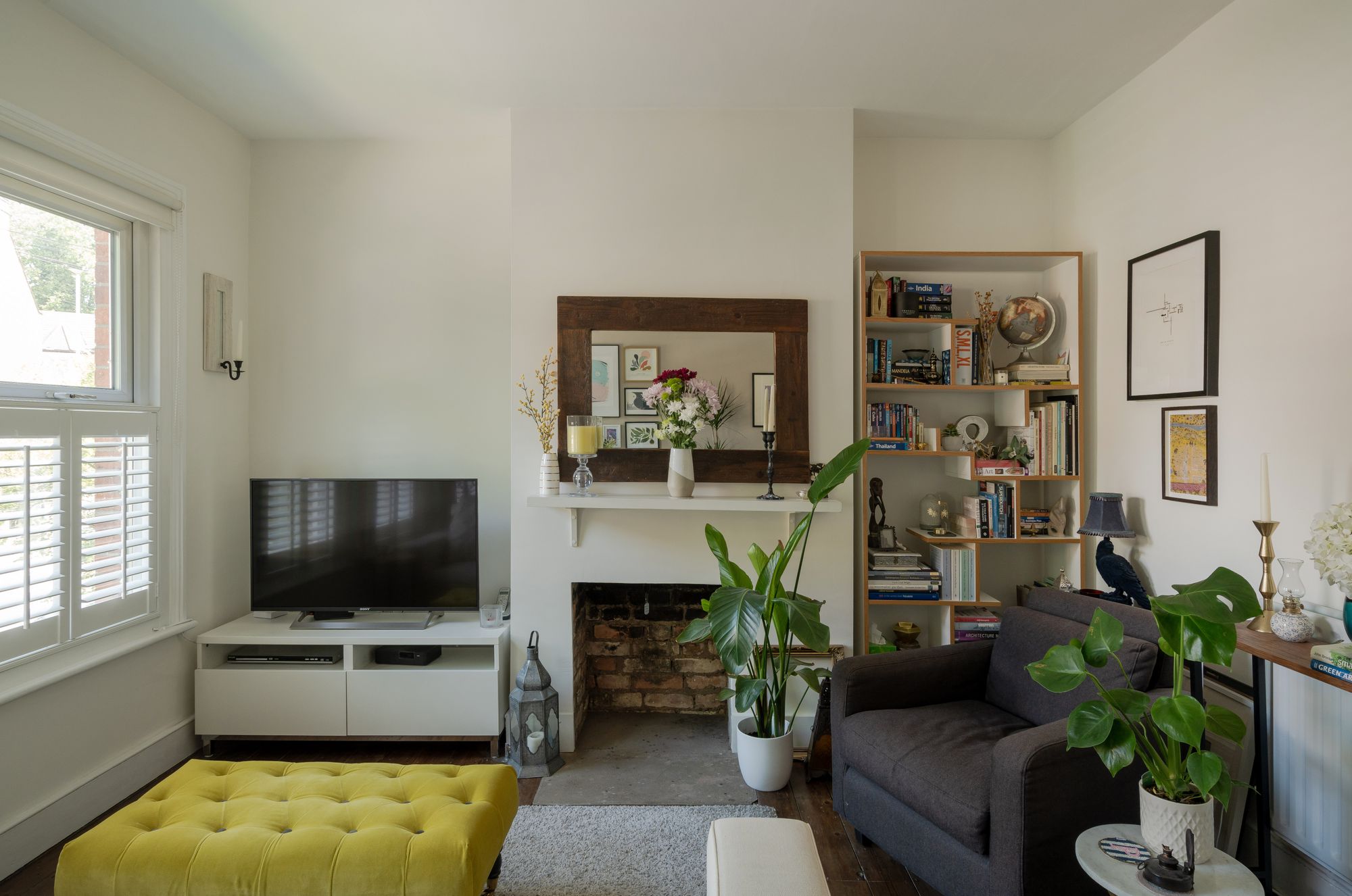 2 bed flat for sale in Hawarden Road, Walthamstow, London, E17  - Property Image 2