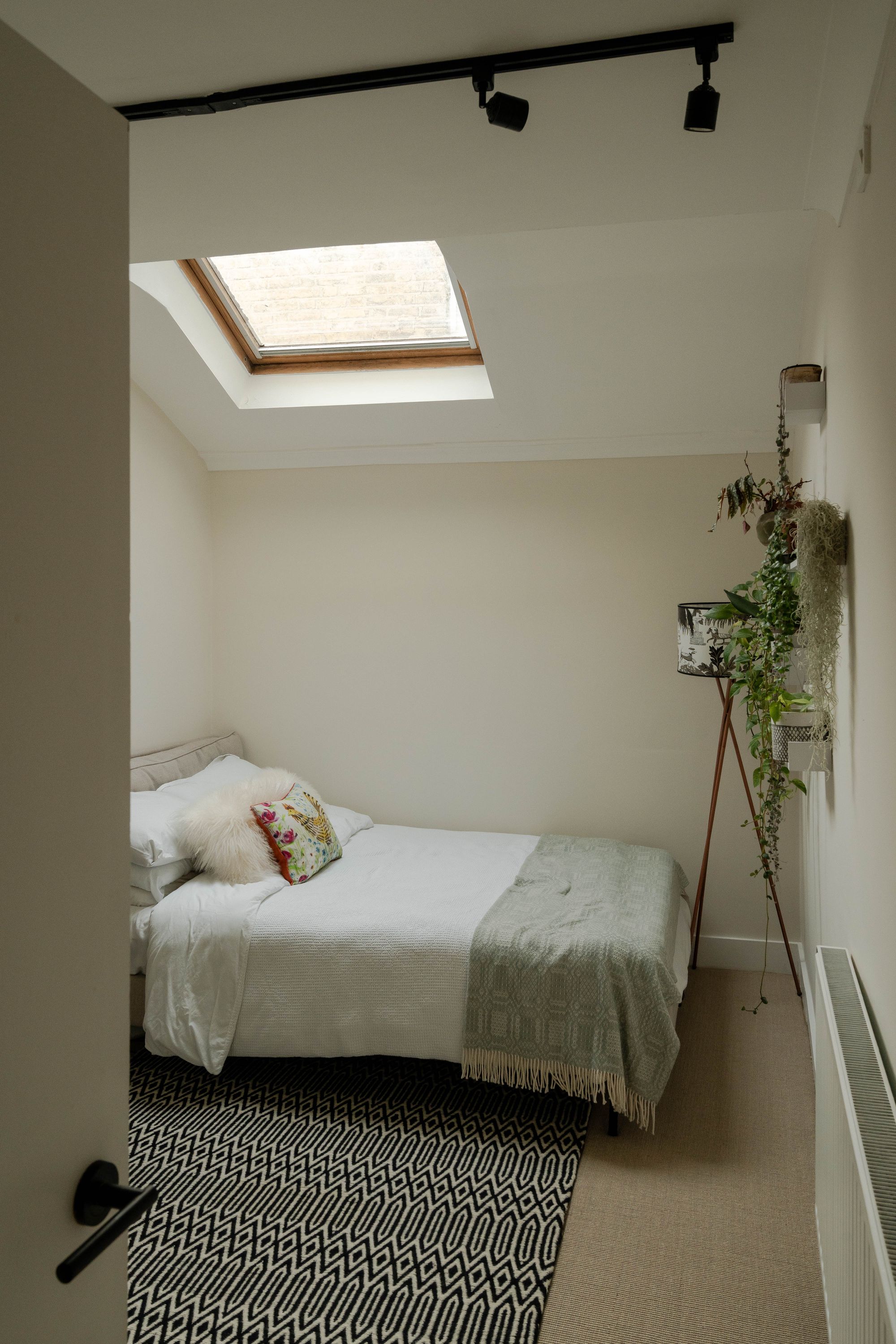 3 bed ground floor flat for sale in Hainault Road, Leytonstone, London, E11 - Property Image 16