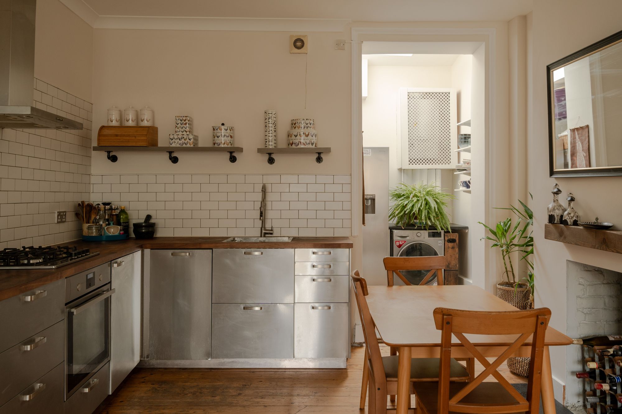 3 bed ground floor flat for sale in Hainault Road, Leytonstone, London, E11 - Property Image 8