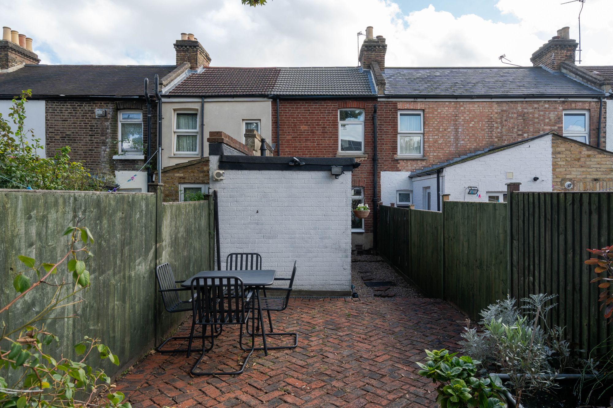 2 bed terraced house for sale in Vansittart Road, Forest Gate, London, E7 - Property Image 29