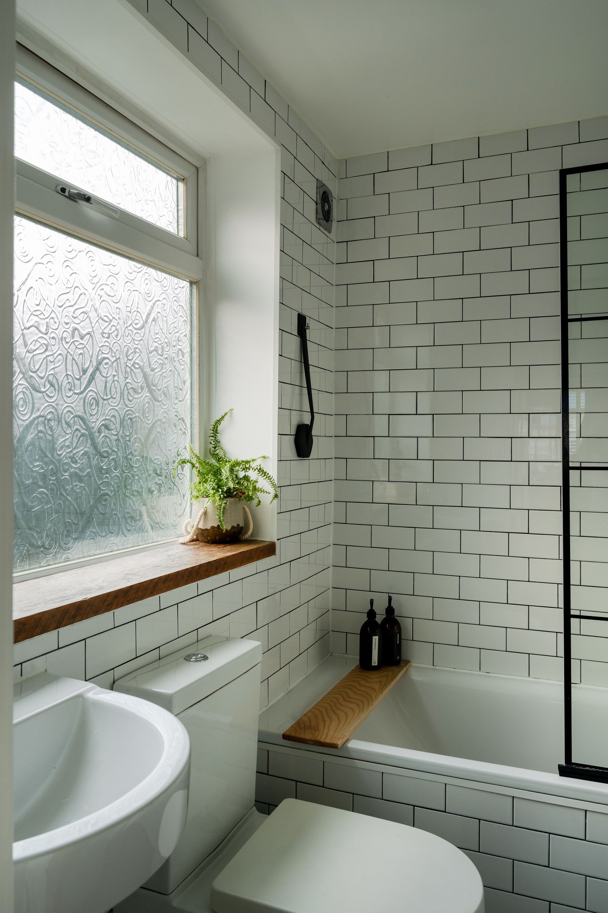 2 bed terraced house for sale in Vansittart Road, Forest Gate, London, E7 - Property Image 16