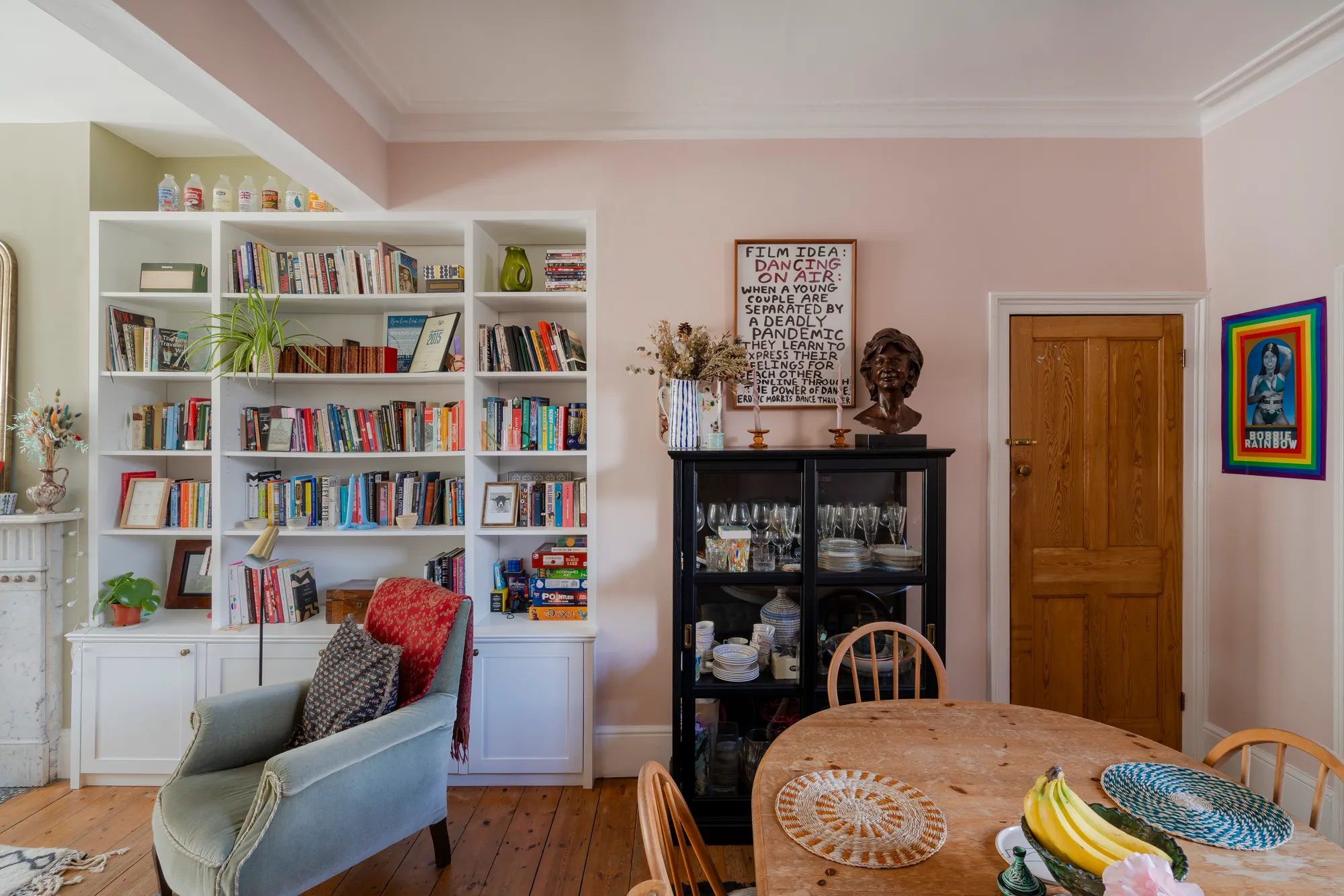 3 bed mid-terraced house for sale in Buckingham Road, Leyton  - Property Image 2
