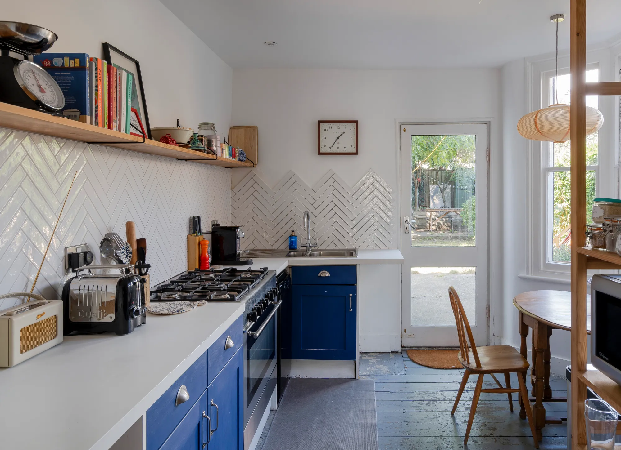 3 bed mid-terraced house for sale in Buckingham Road, Leyton  - Property Image 11