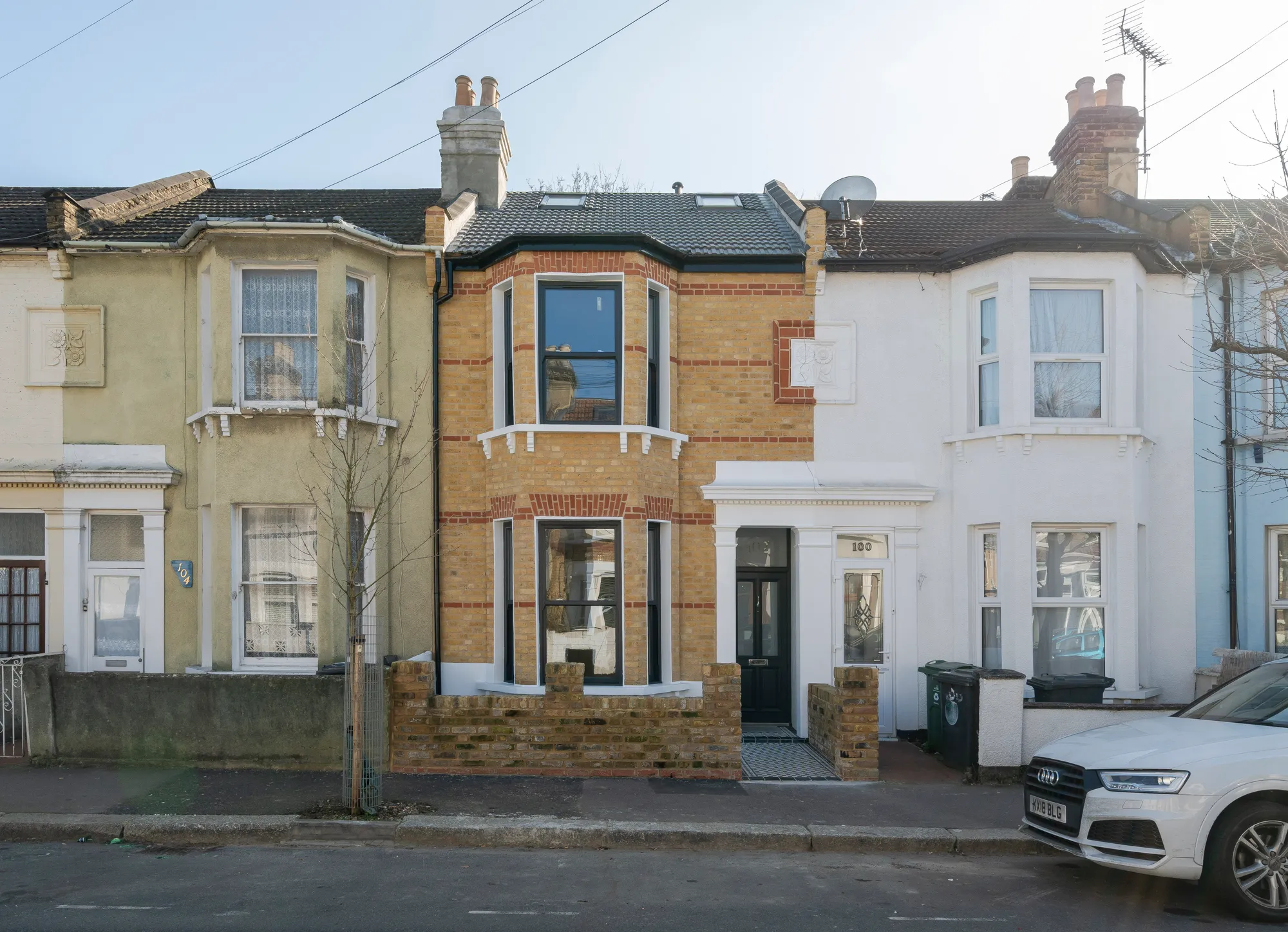 4 bed mid-terraced house for sale in St. Georges Road, Leyton - Property Image 1
