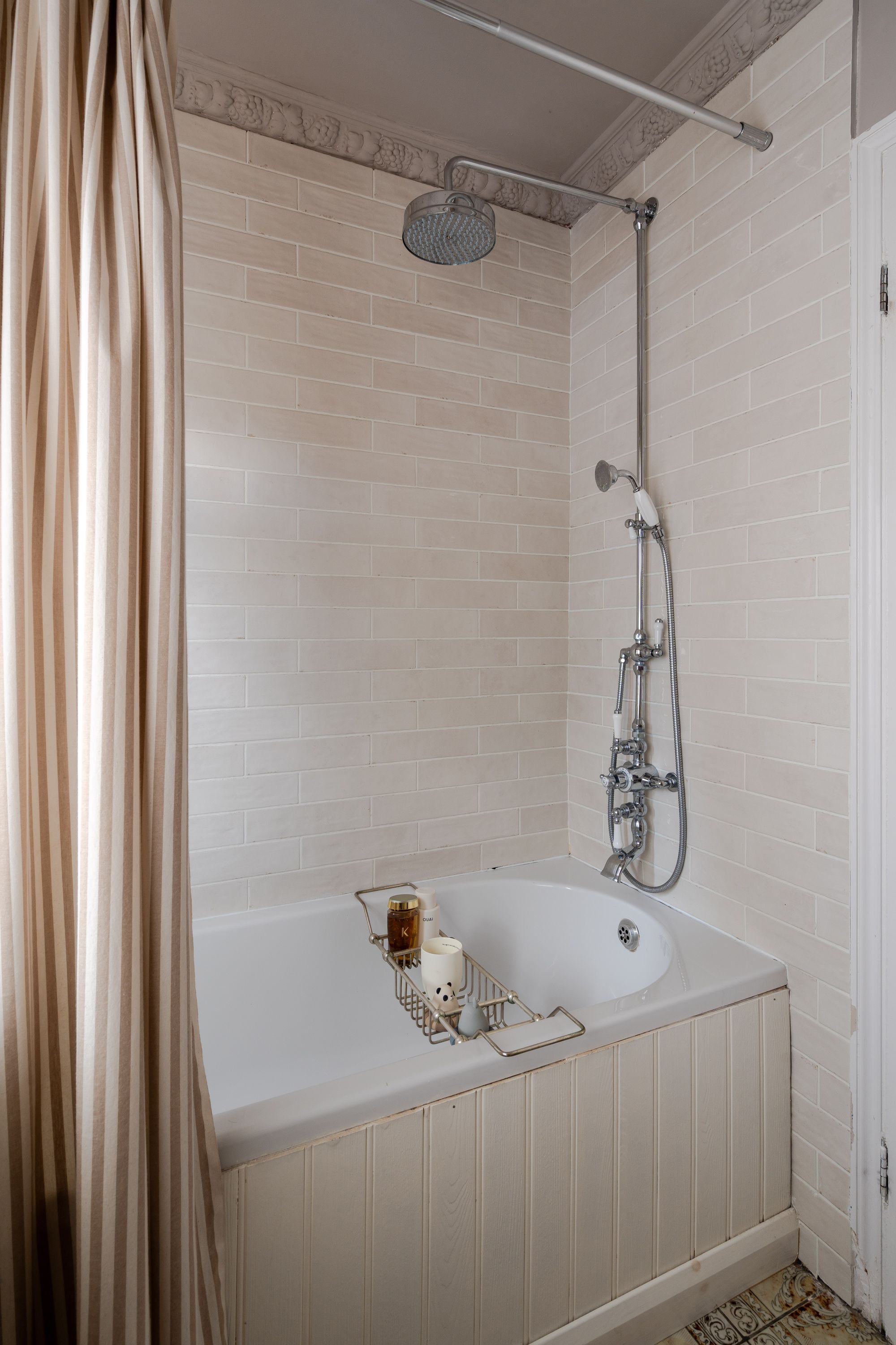 2 bed terraced house for sale in Downsell Road, Leyton, London, E15  - Property Image 15