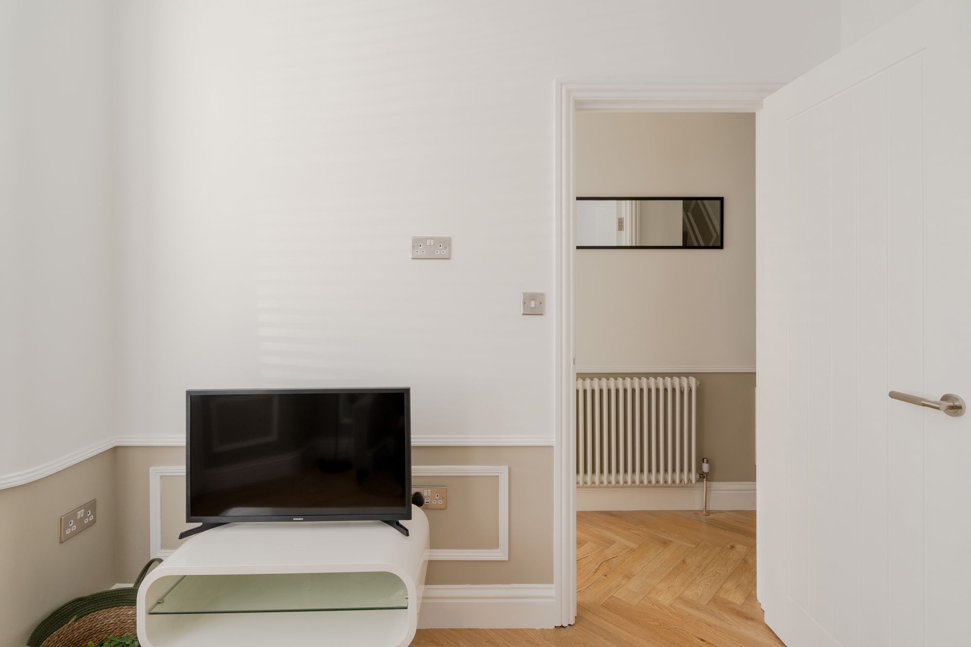 2 bed terraced house for sale in Farmer Road, Leyton, London, E10  - Property Image 6