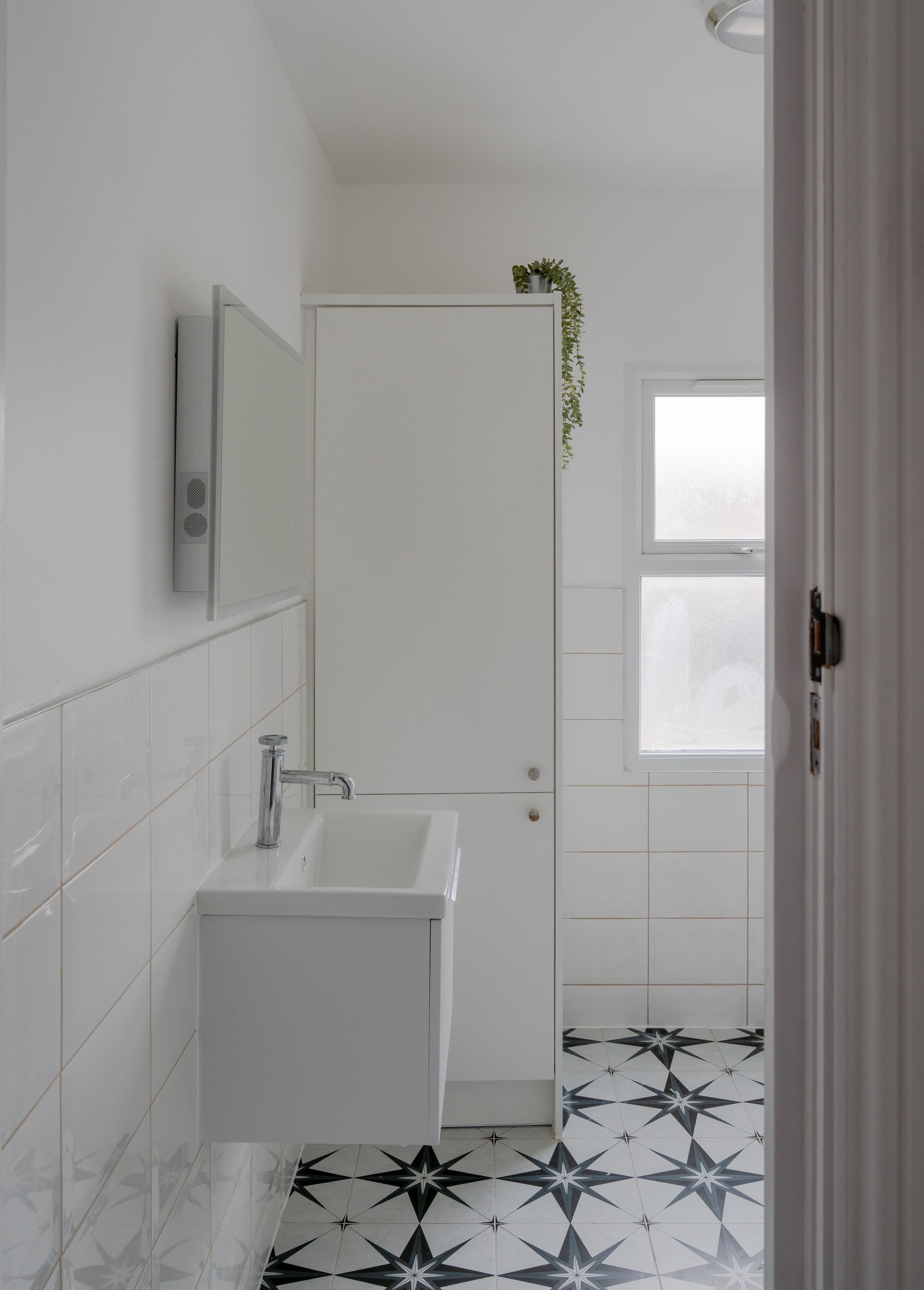 2 bed terraced house for sale in Farmer Road, Leyton, London, E10  - Property Image 29