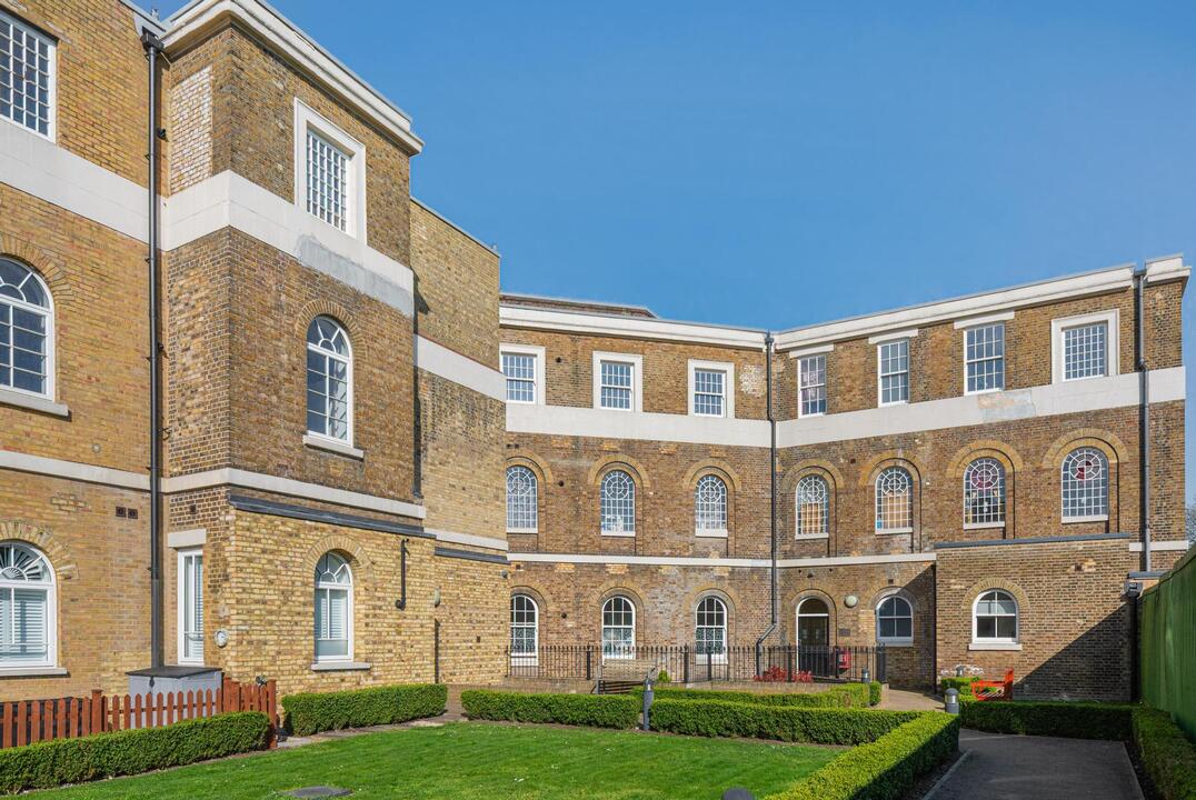 2 bed apartment for sale in Hilda Road, Southall  - Property Image 19