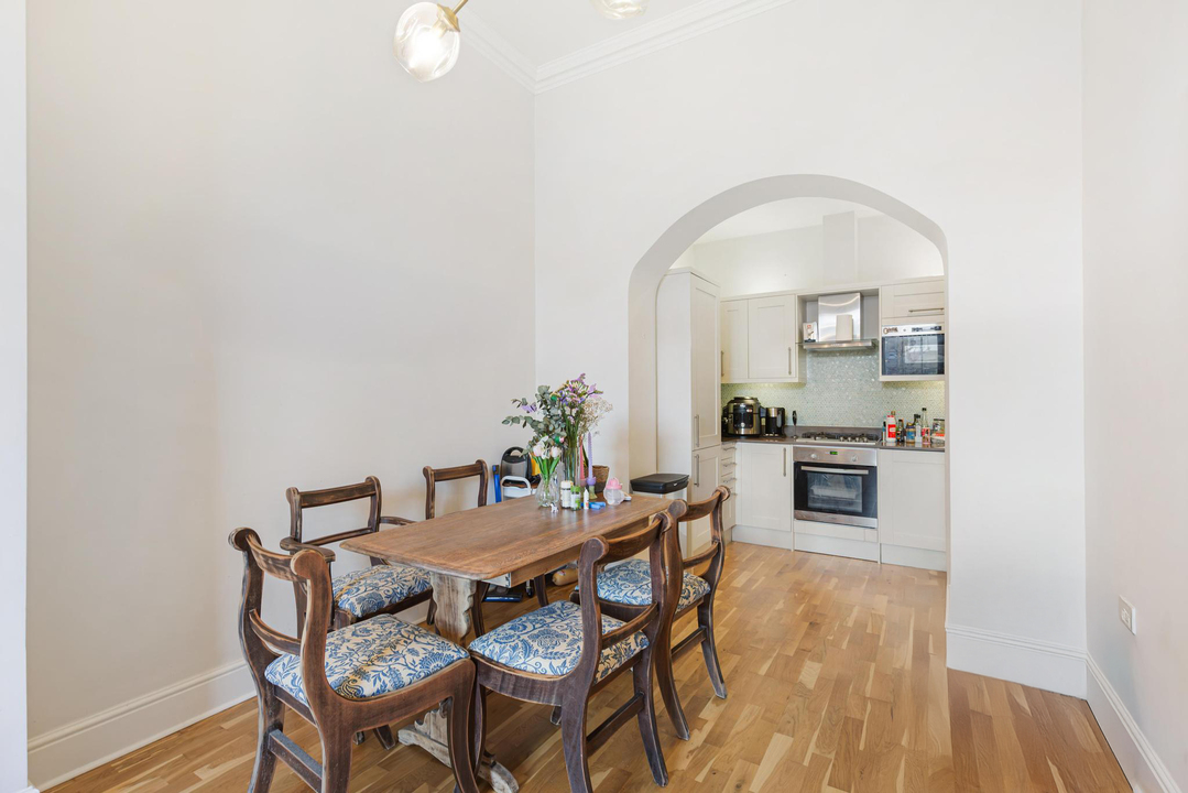 2 bed apartment for sale in Hilda Road, Southall - Property Image 1