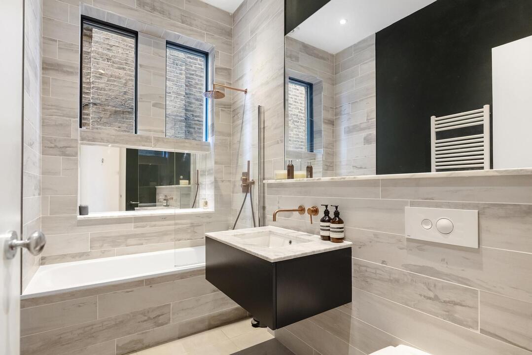 1 bed apartment for sale in Gordon Road, Ealing 4