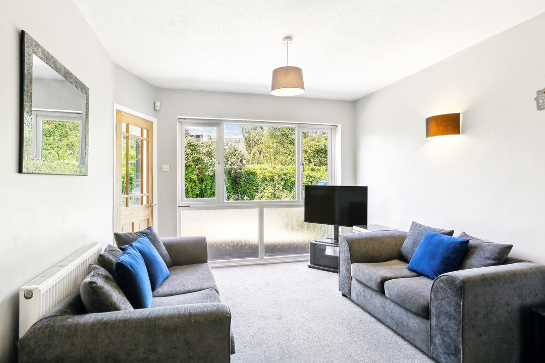 3 bed terraced house for sale in Shakespeare Road, London 4