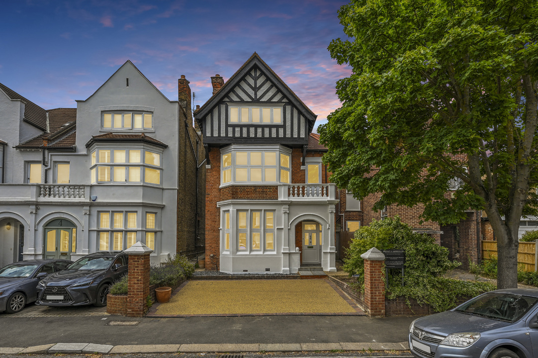 4 bed detached house for sale in Amherst Road, London  - Property Image 16