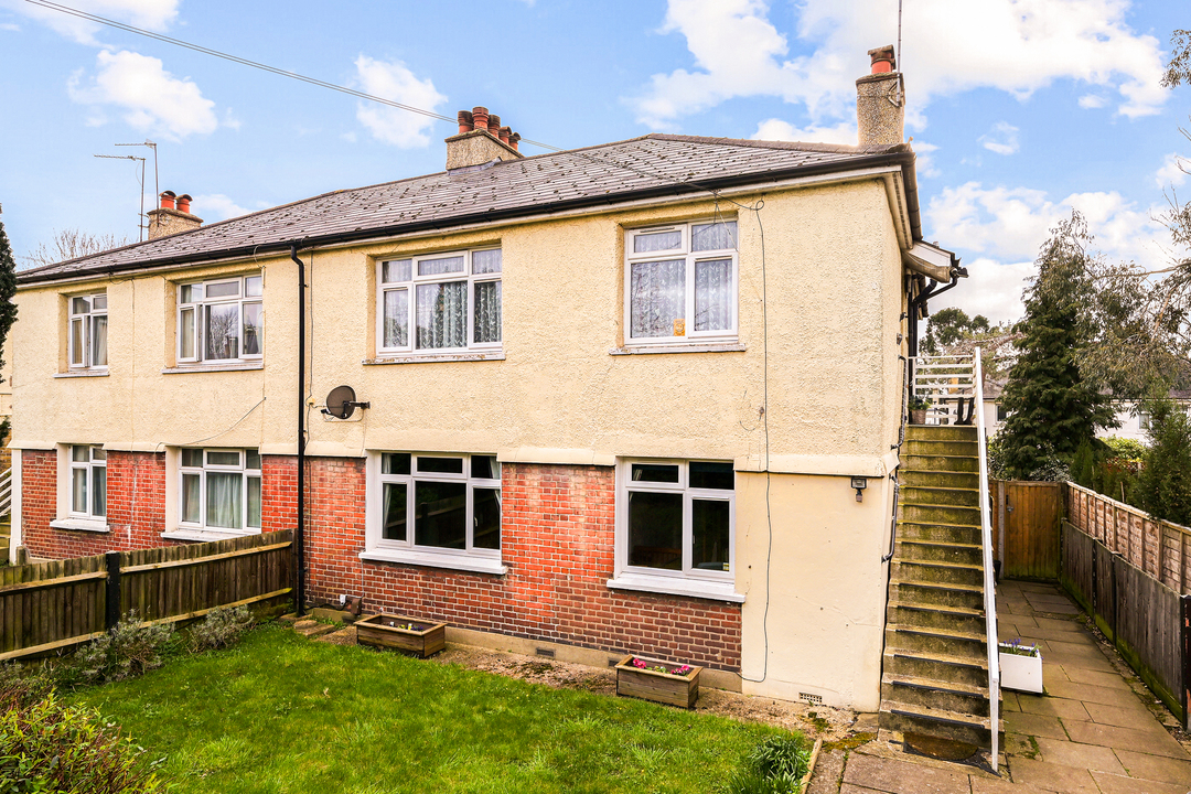 2 bed apartment for sale in Elderberry Road, Ealing, London, W5 3