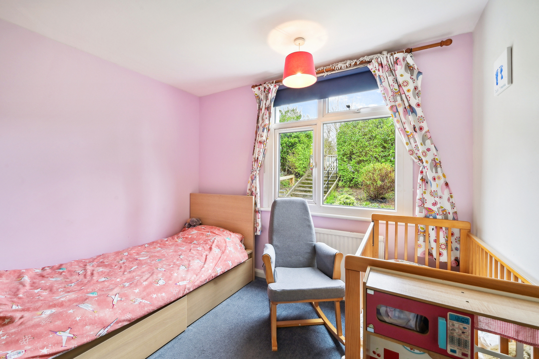 2 bed apartment for sale in Elderberry Road, Ealing, London, W5 8