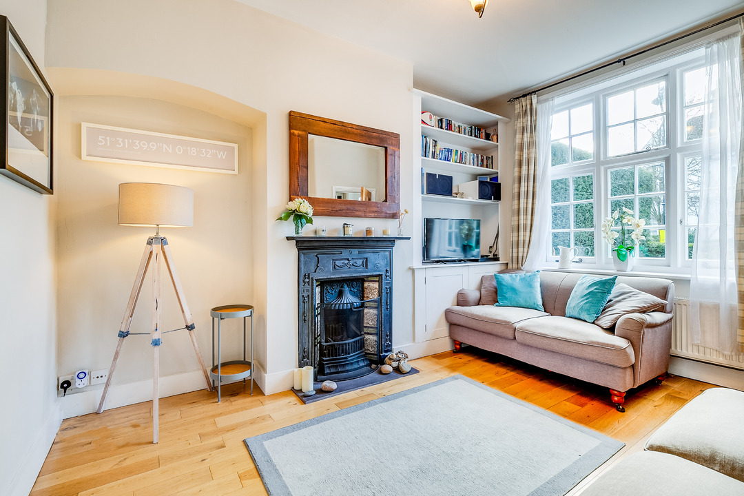 3 bed terraced house for sale in Denison Road, London  - Property Image 2