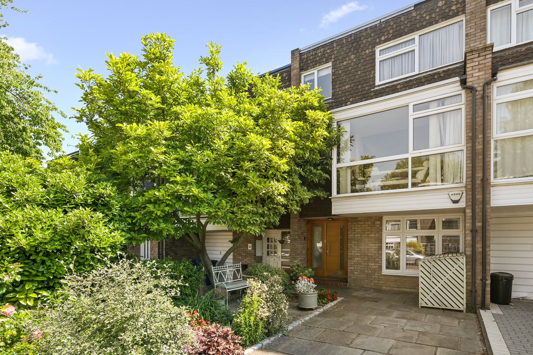 3 bed terraced house for sale in Templewood, Ealing, London, W13 15