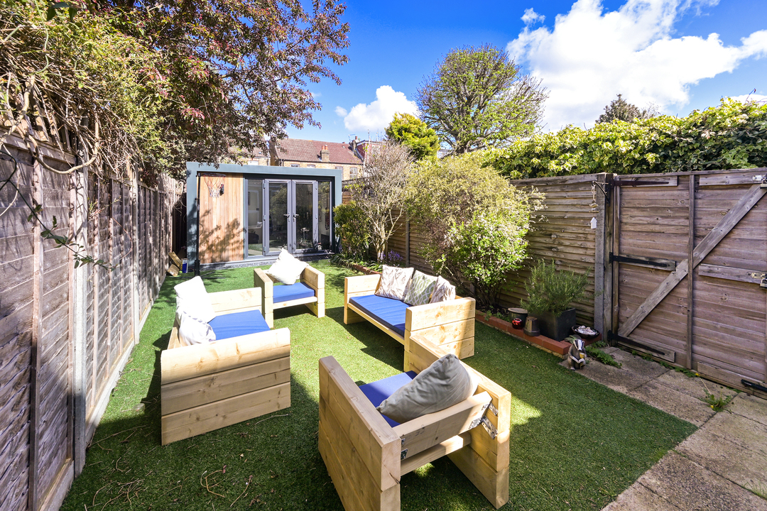3 bed end of terrace house for sale in Green Avenue, Ealing, Northfields, London, W13 3
