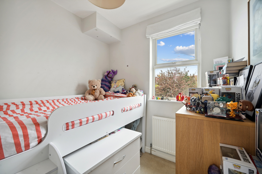 3 bed end of terrace house for sale in Green Avenue, Ealing, Northfields, London, W13 12