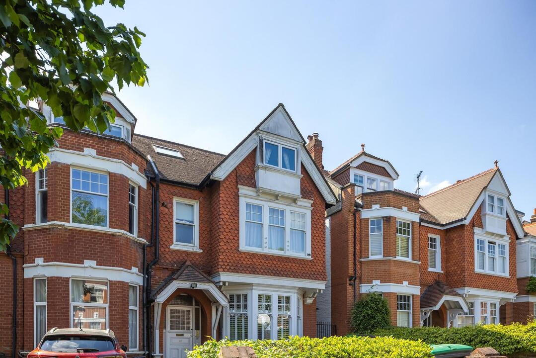 1 bed apartment for sale in Blakesley Avenue, Ealing  - Property Image 1