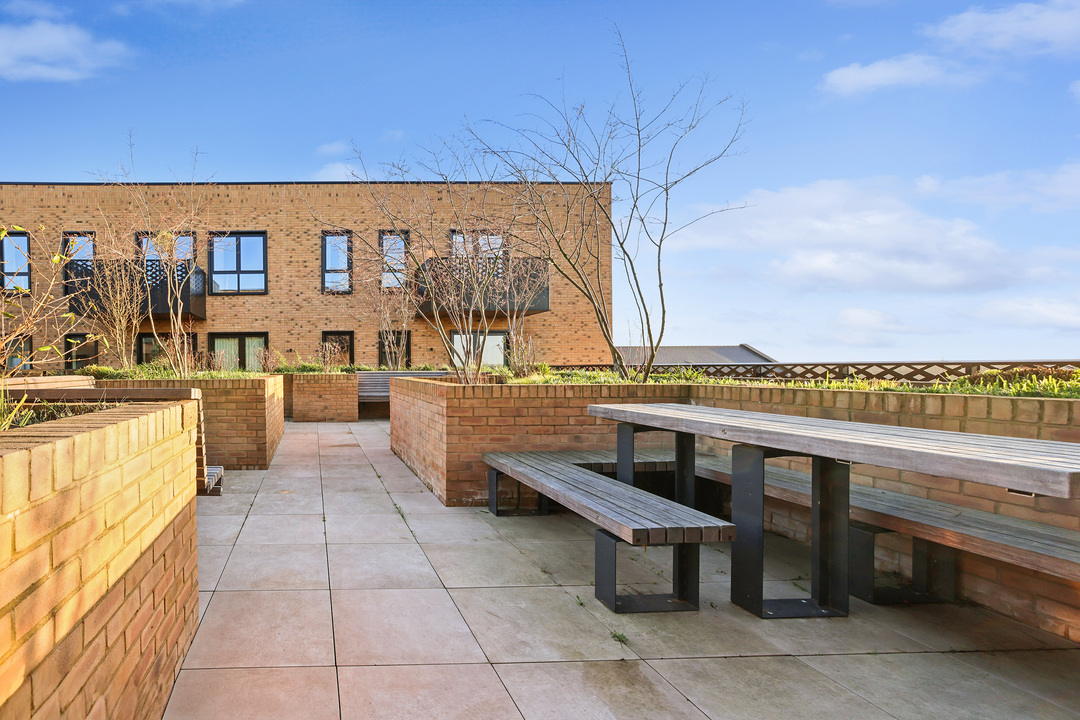 1 bed apartment for sale in Sarsen House, Hanwell Square, Hanwell, London, W7  - Property Image 17