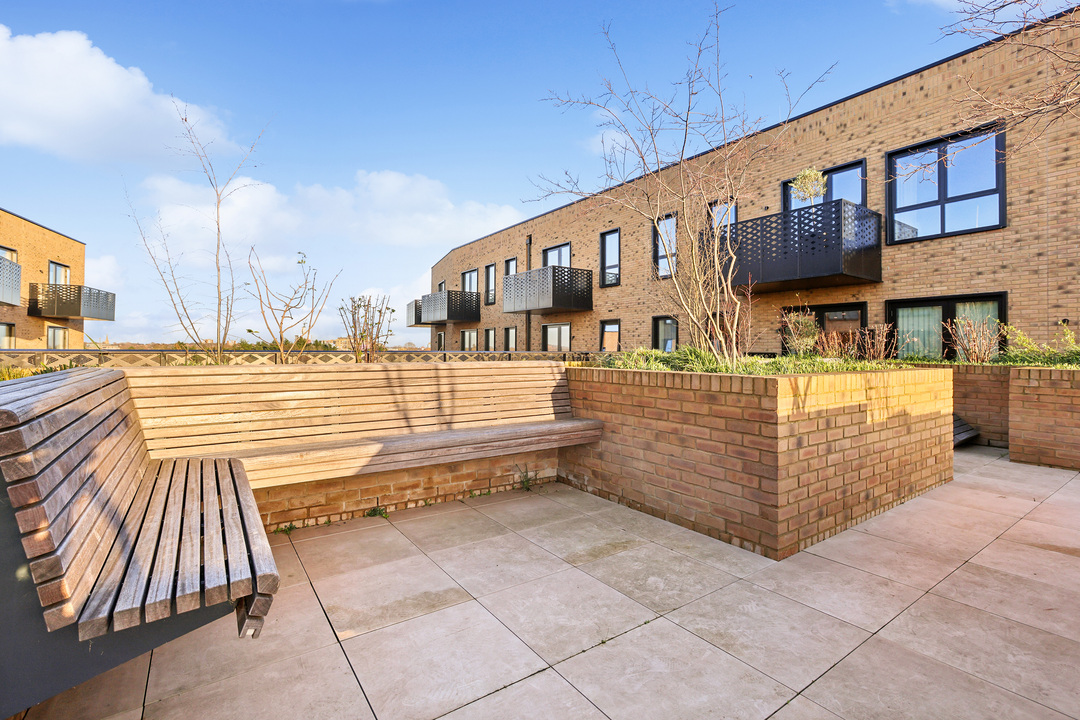 1 bed apartment for sale in Sarsen House, Hanwell Square, Hanwell, London, W7  - Property Image 19