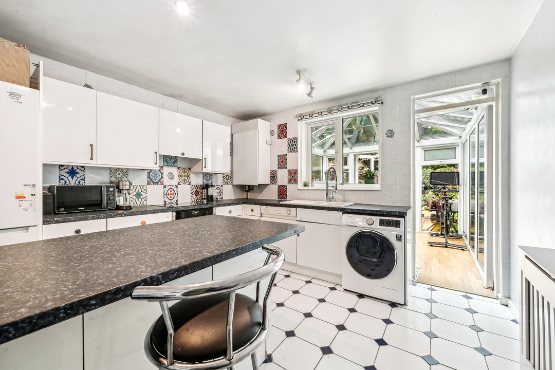 3 bed terraced house for sale in Charles Road, Ealing  - Property Image 1