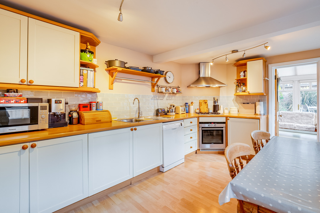 4 bed semi-detached house for sale in Lynton Avenue, Ealing, London, W13 3