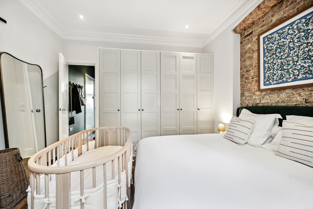 1 bed apartment for sale in Gordon Road, Ealing, London, W5 10