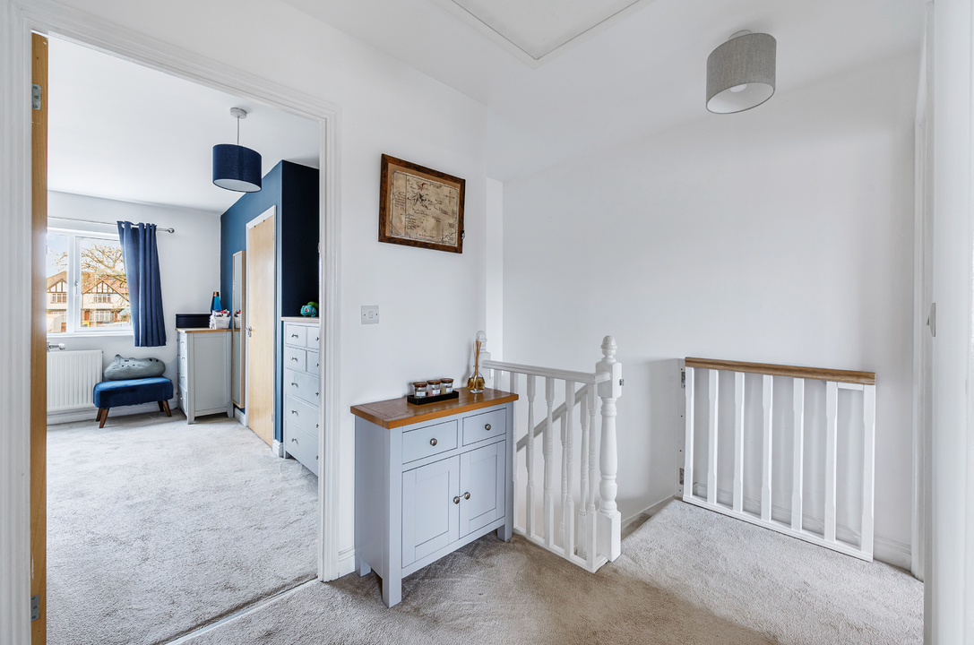 3 bed terraced house for sale in Old Twelve Close, Hanwell  - Property Image 11