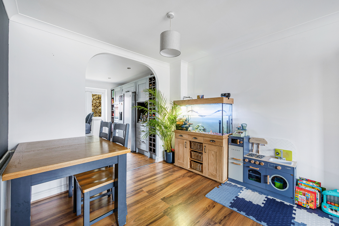 3 bed terraced house for sale in Old Twelve Close, Hanwell 7