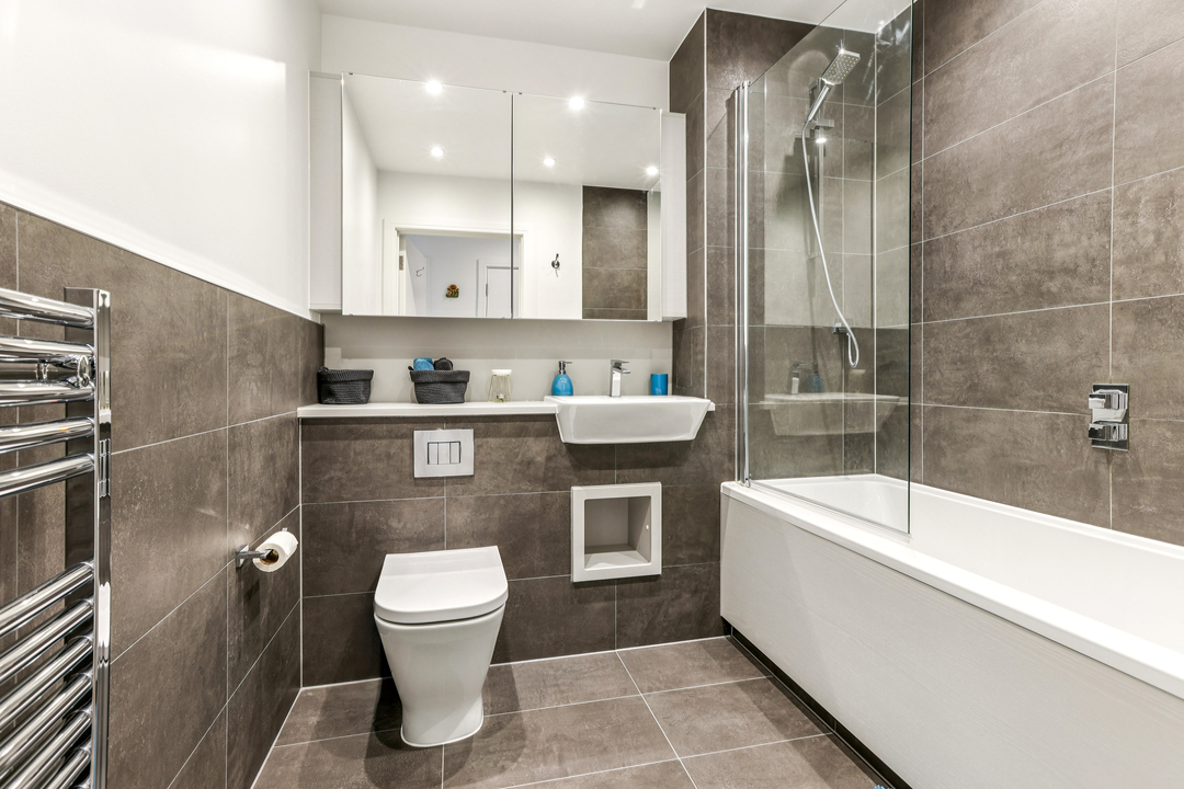 2 bed apartment to rent in Wilde House, Avenue Road, Acton, London, W3 3