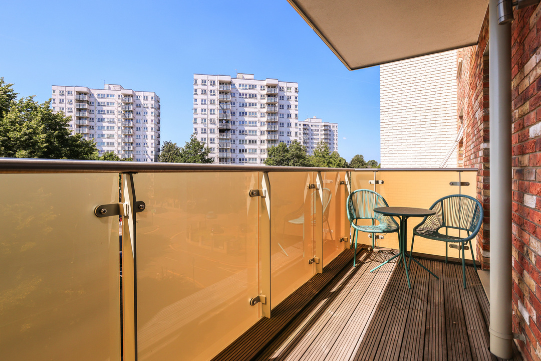 2 bed apartment to rent in Wilde House, Avenue Road, Acton, London, W3 15