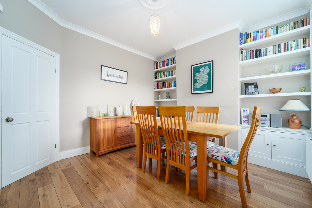 2 bed terraced house for sale in Darwin Road, Ealing  - Property Image 6