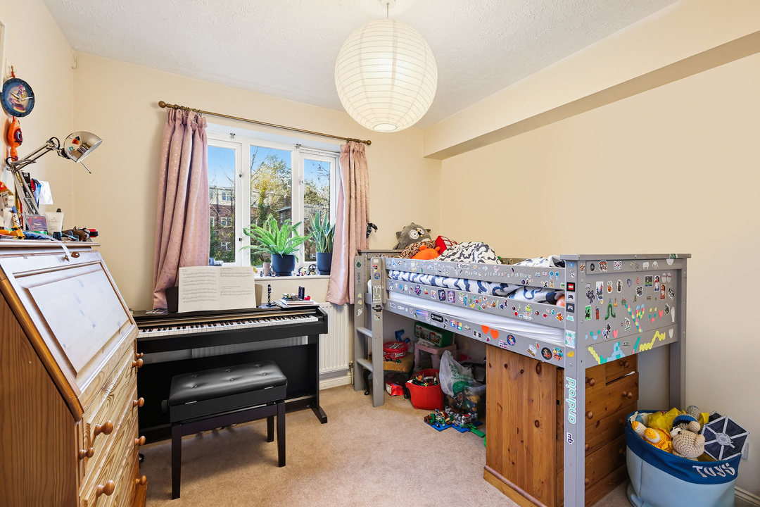 2 bed apartment to rent in Queens Walk, Ealing, London, W5  - Property Image 8