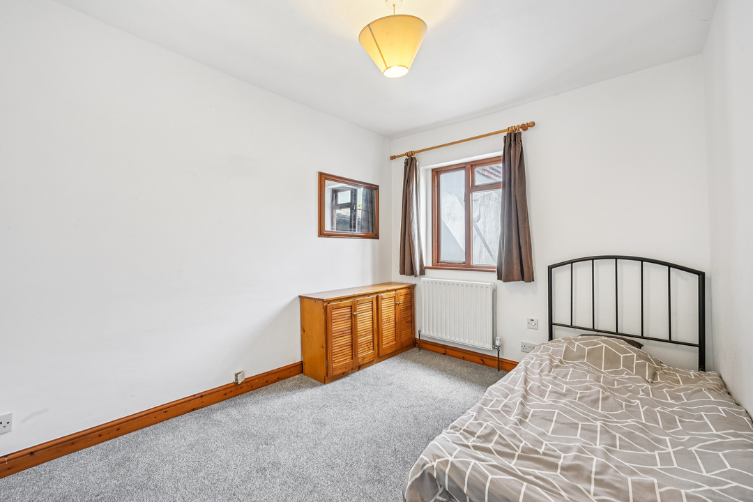 3 bed terraced house for sale in Rosebank Road, Hanwell, London, W7 10
